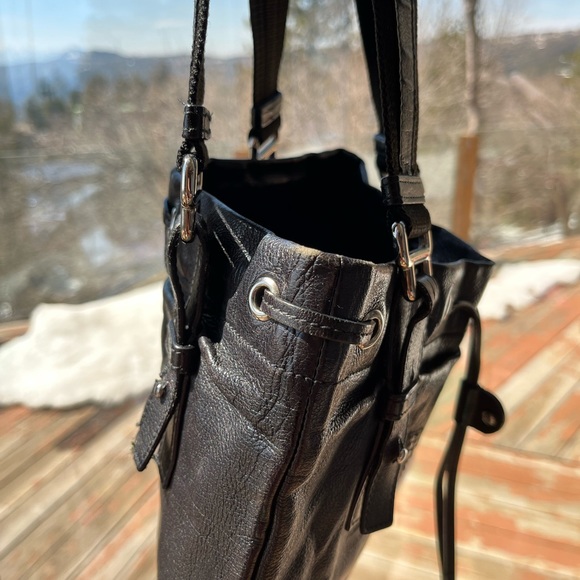 YSL: Studded Drawstring Leather Kahala Tote Bag - Picture 10 of 17